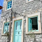 Pyrgali πετρινο πυργακι πατμοσ Σπίτι διακοπών Σκάλα