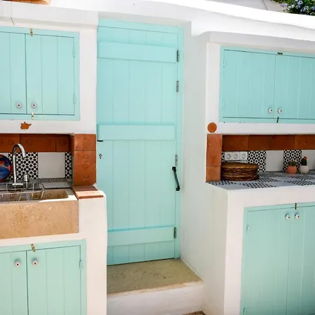 Pyrgali πετρινο πυργακι πατμοσ