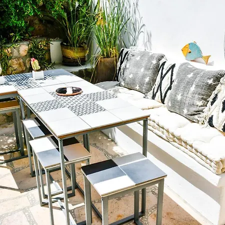 Pyrgali πετρινο πυργακι πατμοσ *